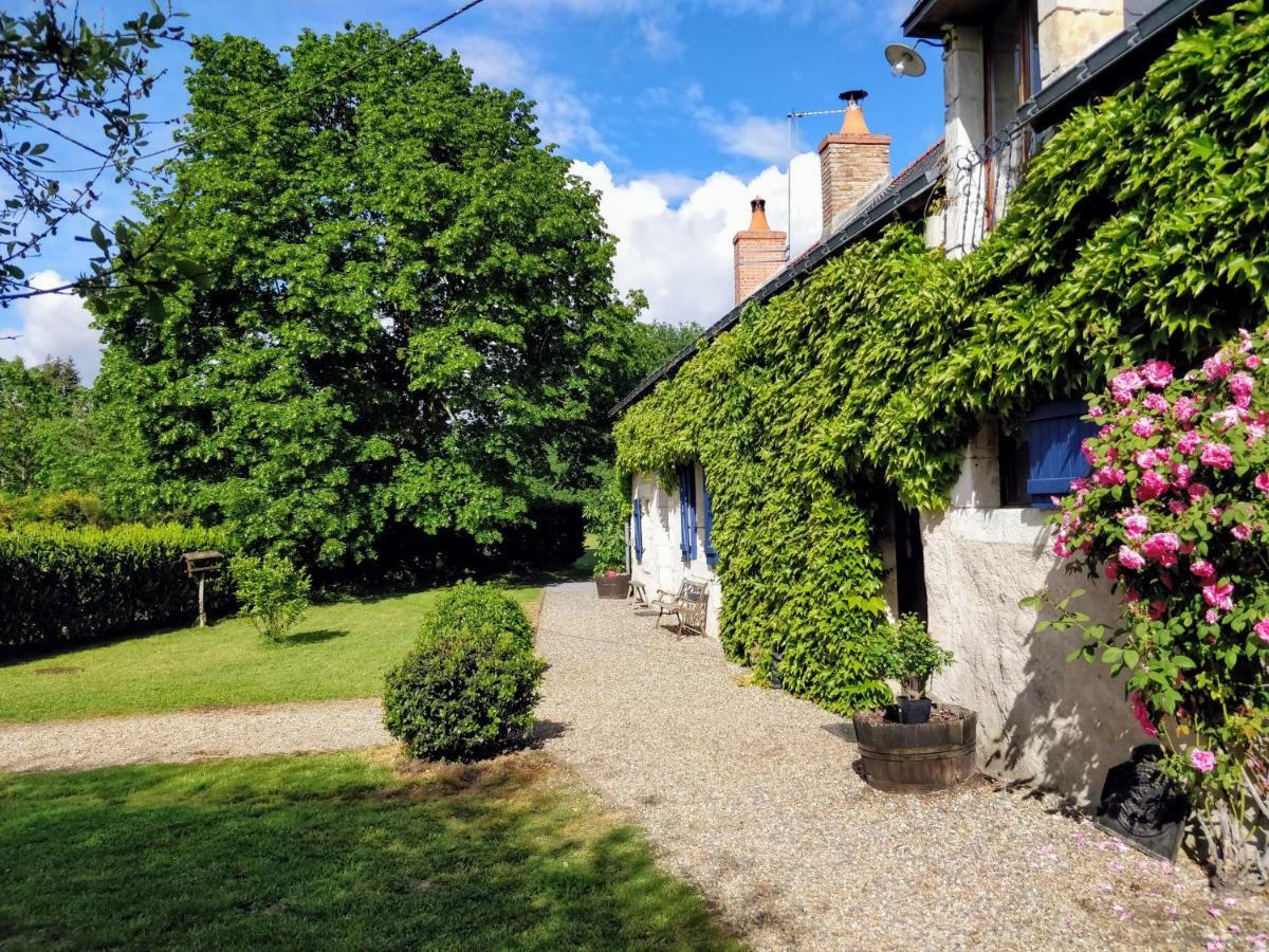 Traditional Longere Farmhouse At La Fortinerie Mouliherne Экстерьер фото